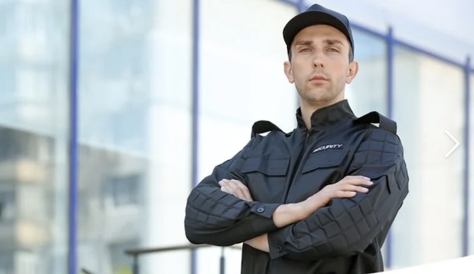 The Qualities That Define a Top-Tier Security Guard Professional
