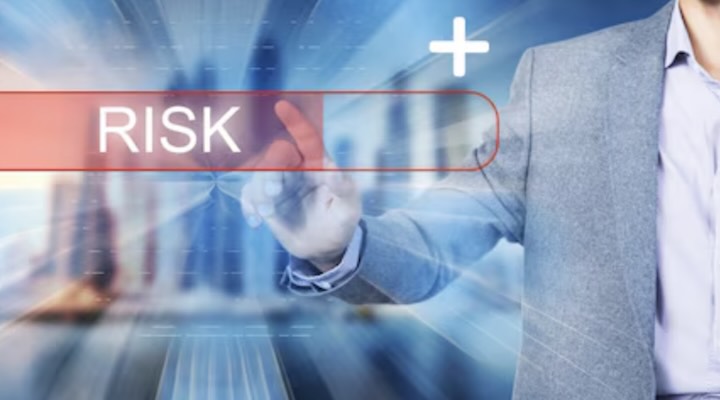 Its-Always-Darkest-Before-the-Dawn-Risk-Mapping-for-Loss-Prevention